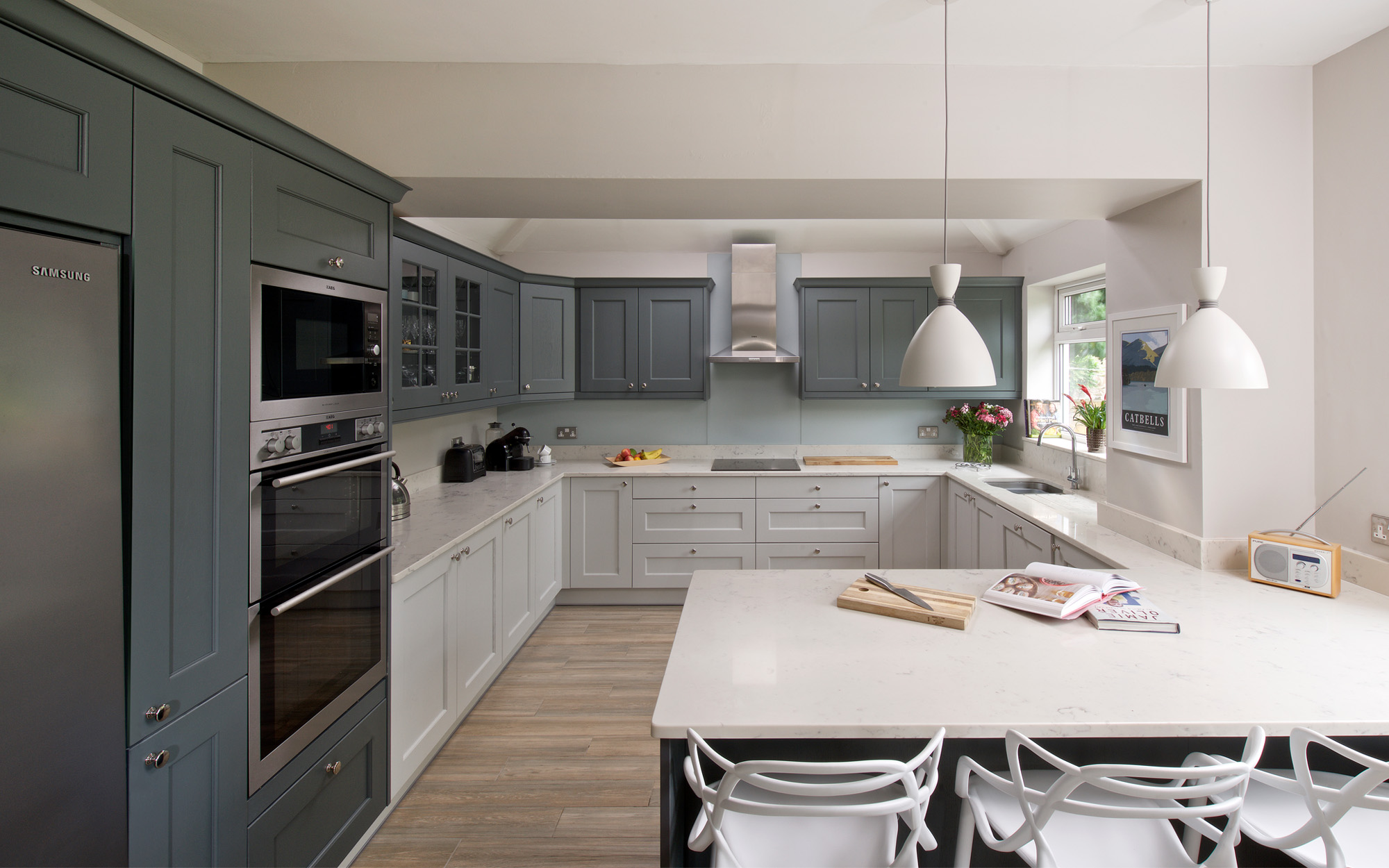 Mornington Shaker Porcelain and Dust Grey