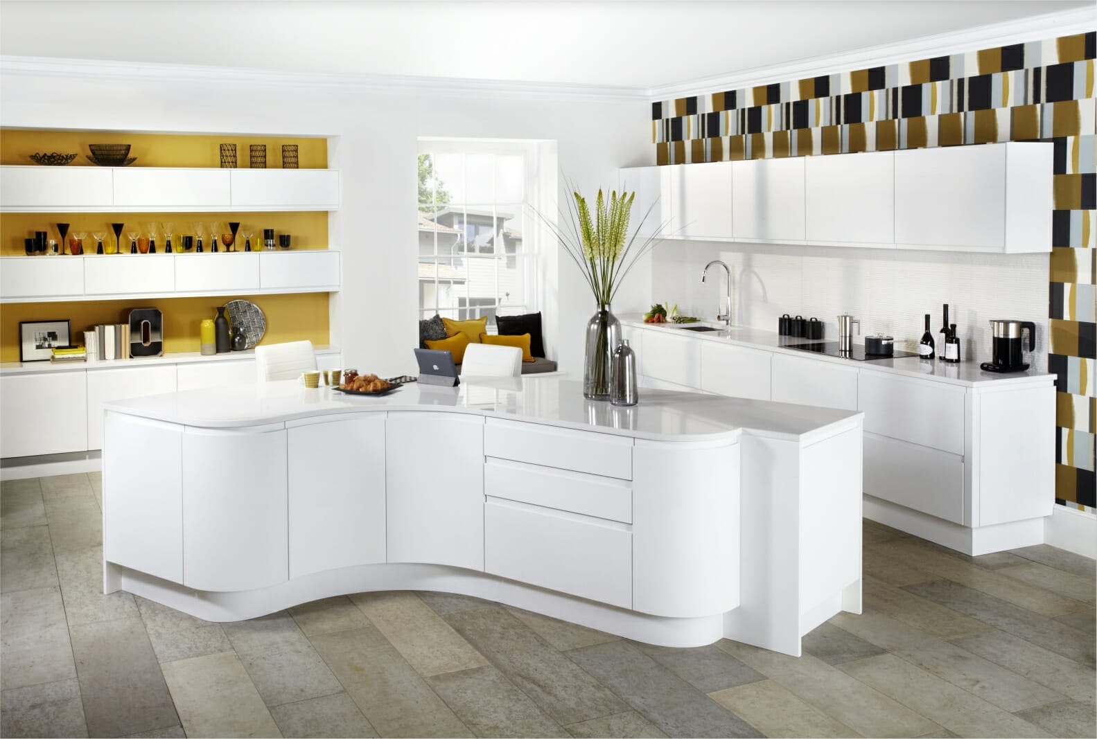 Remo Matt White