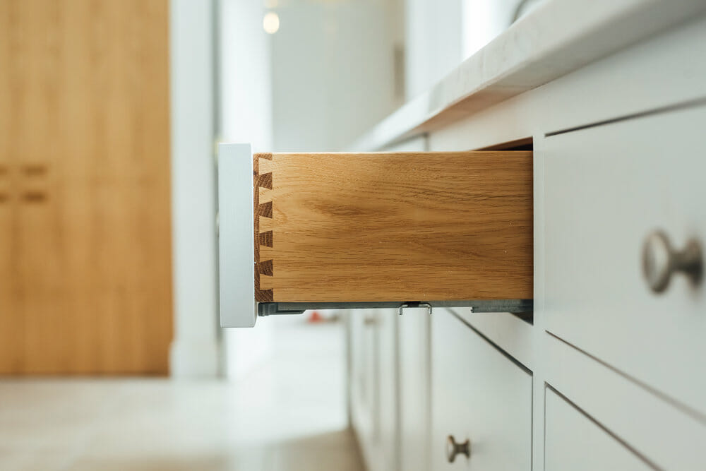 oak dovetail drawers