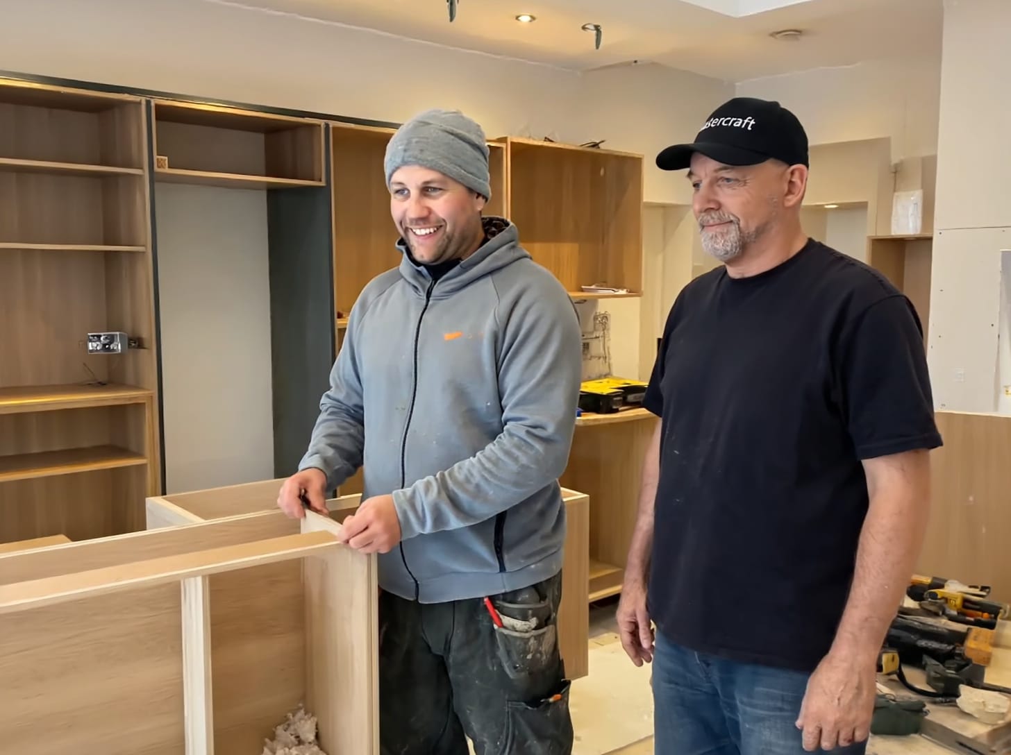 steven and lee Mastercraft designer Steven talking to the Mastercraft kitchen fitter Lee